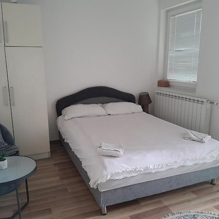 Sleep And Drive No6 Apartment Sarajevo Luaran gambar